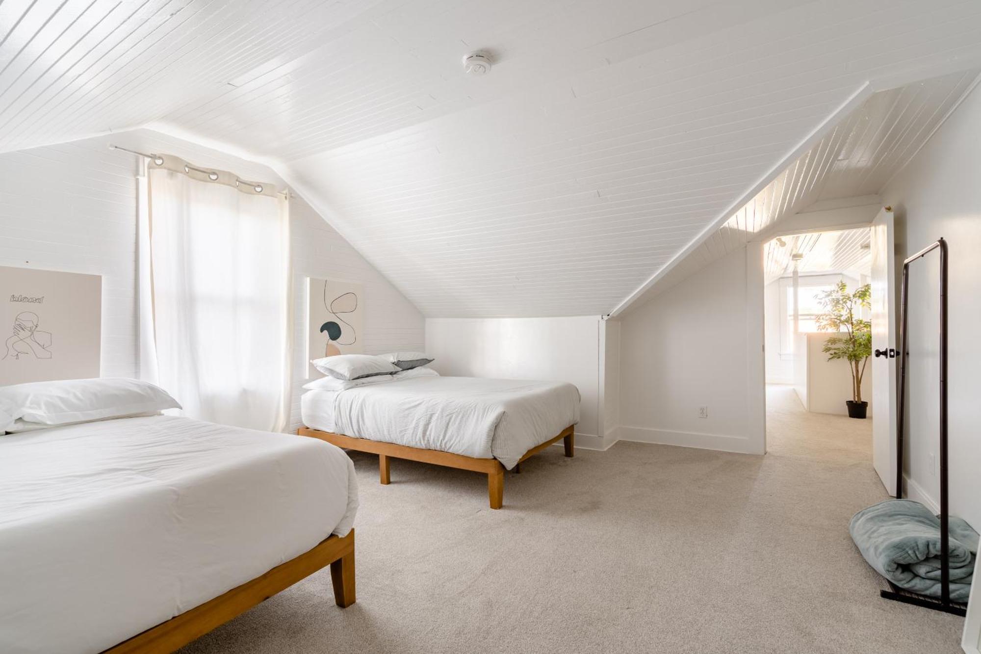 Collection- Trendy 4br 2ba In Alberta Arts District! * Portland